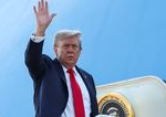 Modriny na rukach Donalda Trumpa vyvolavaju otazky o zdravi