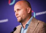 Exminister Jaroslav Nad Premier mal okamzite zvolat bezpecnostnu radu