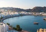 Omansky unik pred zimou Biela mesita so Swarovskeho lustrom a kupanie v kanonoch