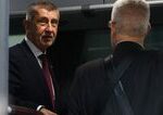 Andrej Babis telefonoval s Trumpom rokovali o migracii vojne na Ukrajine a skupine V4
