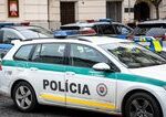 Pomoc a ochrana Policajta v Sali obvinili za zbitie podozreleho na policialnej stanici