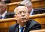 Kamenicky ma konat proti SEPS vlada ziada zrusenie zmluvy o dodavkach elektriny na Ukrajinu