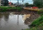 V presovskej casti Nizna Sebestova sa zrutili stavebne podpery most nie je poskodeny