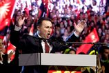 Viktor Orban skryval este vacsiu rybu ako polski minister ktory usiel do USA