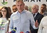 Volby 2026 Roman Malatinec kandiduje za huliakovcov Pustil sa do zupana Luntera ktohemu este nedavno robil zastupcu