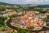 Juhochesky unikat bez letnych davov Zazite Cesky Krumlov plny umenia splavov a skrytych zakuti