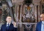 Merz slubuje Macronovi uzke partnerstvo Spolocny zavazok k zjednotenej Evrope ma byt pilierom Berlinu