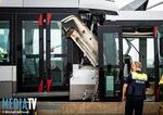 Na ikonickom moste v holandskom Rotterdame doslo k zrazke dvoch elektriciek hlasia 15 zranenych