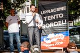 Republika este nie je v parlamente no vo Ficovej vlade uz teraz komentar Martina Behula