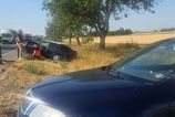 Svedkyna nehody pri Hurbanove Manzel a dalsi vodici tahali z dymiaceho vraku zranenu rodinu