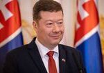 Tomio Okamura sa vybera do Ciny Est e predtym sa stretol s vedenim tajnych sluzieb