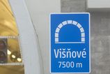 dopravu v tuneli visnove v smere od martina zastavila nehoda