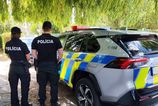 enviropolicia zasahuje pri podozrivej skladke v komarne preveruju nelegalne rozoberanie aut