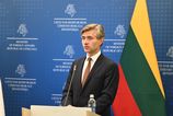 Litva skritizovala slabu reakciu NATO na rusku raketu v Polsku Budrys ziada tvrdsi postoj a viac vojakov