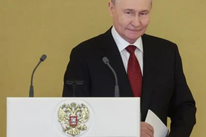 AfD a Putinov vyslanec plánujú rokovania o návrate ruského plynu do Nemecka