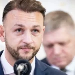 Ako vláda zakročí pri cenách palív? Slovo dostanú Šutaj Eštok aj Šimečka