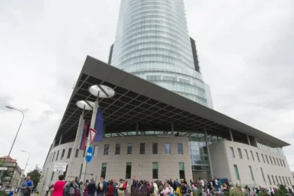 Bankové prevody opäť fungujú, Národná banka Slovenska potvrdila obnovenie systému