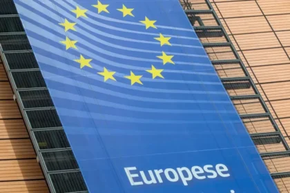 Brusel začína voči Slovensku štyri právne konania, dve týkajúce sa ekonomiky
