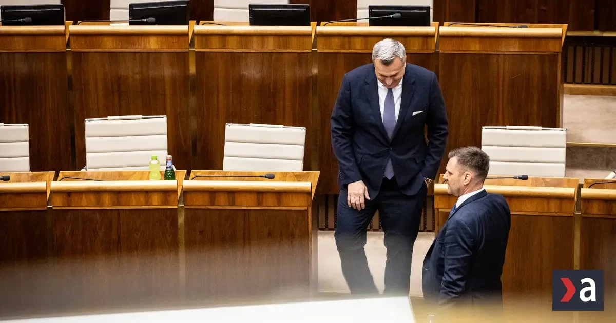 Danko sa vysmial Tarabovi na schodoch a zosadil ho. Koalíciu čakajú náročné dni