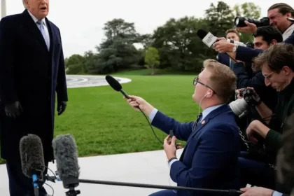 Donald Trump vylúčil CNN z letu na Air Force One, prístup dostala konzervatívna televízia