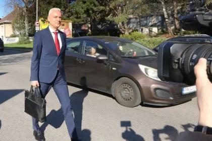 Ferenčák útočí na farmára Kuffu, ÚBOK preveruje politikove stavby