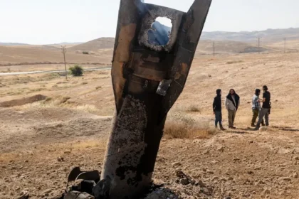 Irán hrozí útokmi na energetiku v regióne: Ak nebudeme predávať ropu, nikto nebude