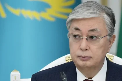 Kazašské námorné cvičenie si vyžiadalo 14 obetí, prezident vyhlásil smútok