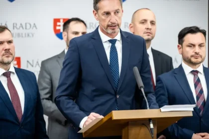 KDH predstavuje kandidátov na primátorov a starostov pred októbrovými voľbami