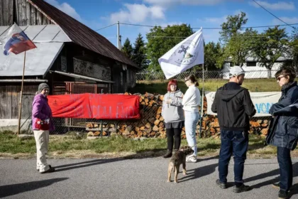 Látky čakajú nočné prekvapenie v kauze Tarabova priehrada