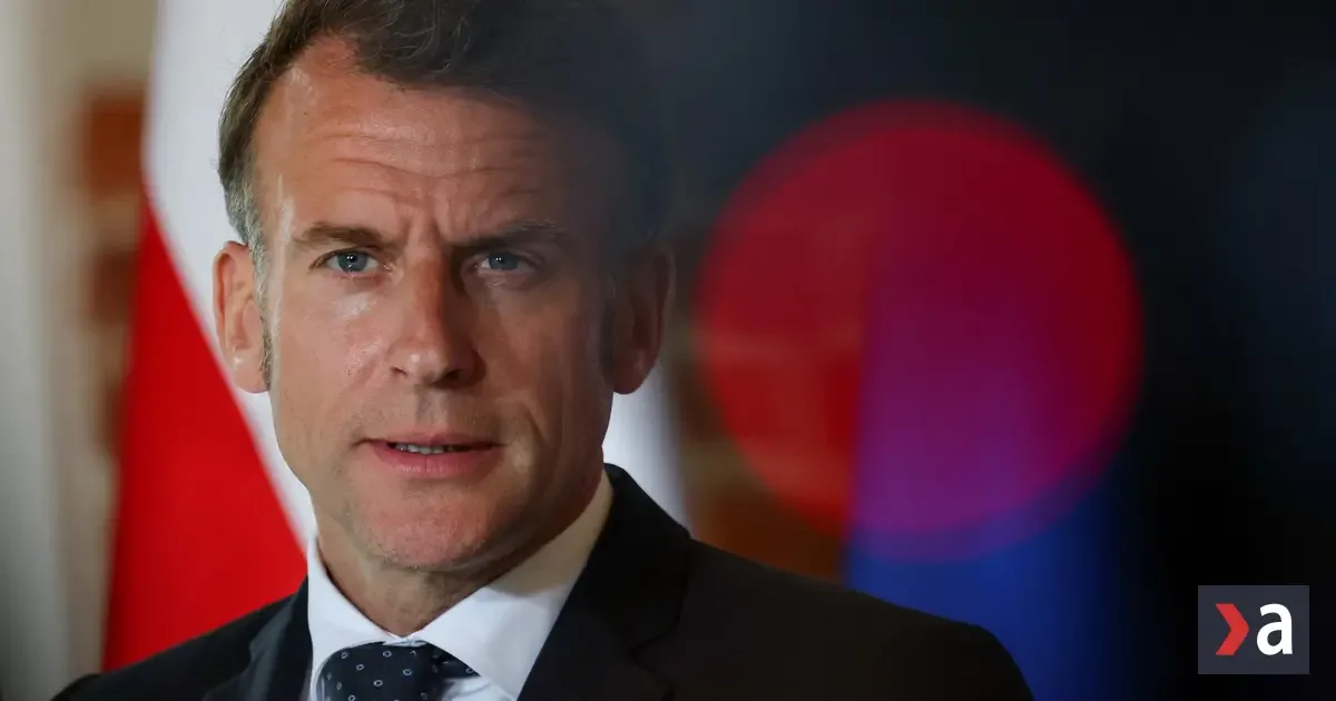 Macron poprel varovanie CIA pred ruskými dronmi