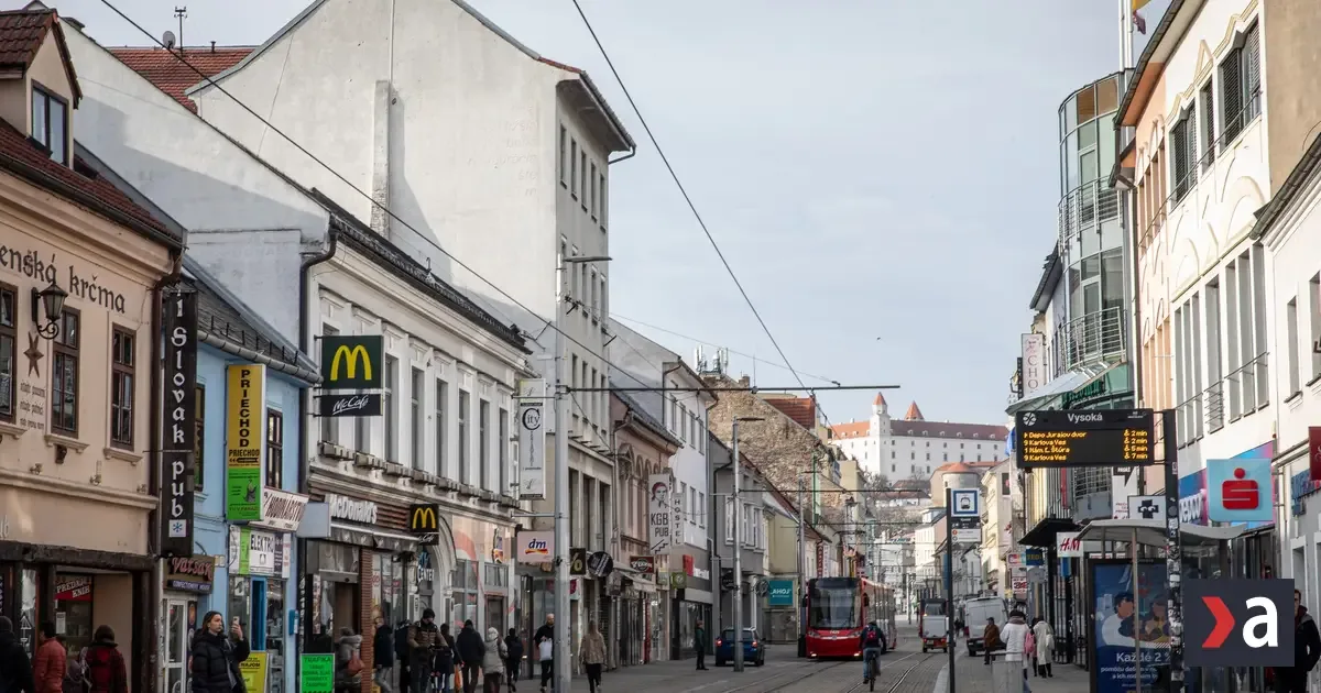 Nedeľný protest obmedzí centrum Bratislavy, polícia varuje pred zápchami