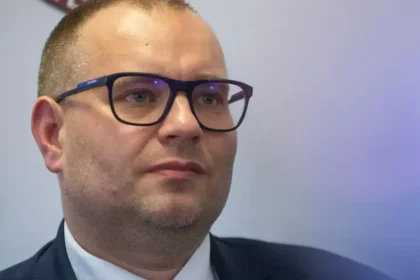 Ombudsman Dobrovodský žiada poriadok v poplatkoch u lekárov