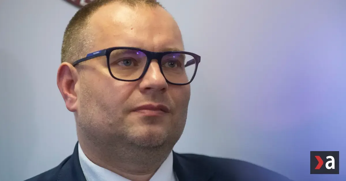 Ombudsman Dobrovodský žiada poriadok v poplatkoch u lekárov