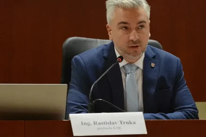 Polícia odmieta Trnkove obvinenia: Pri doručovaní obžaloby sme postupovali zákonne