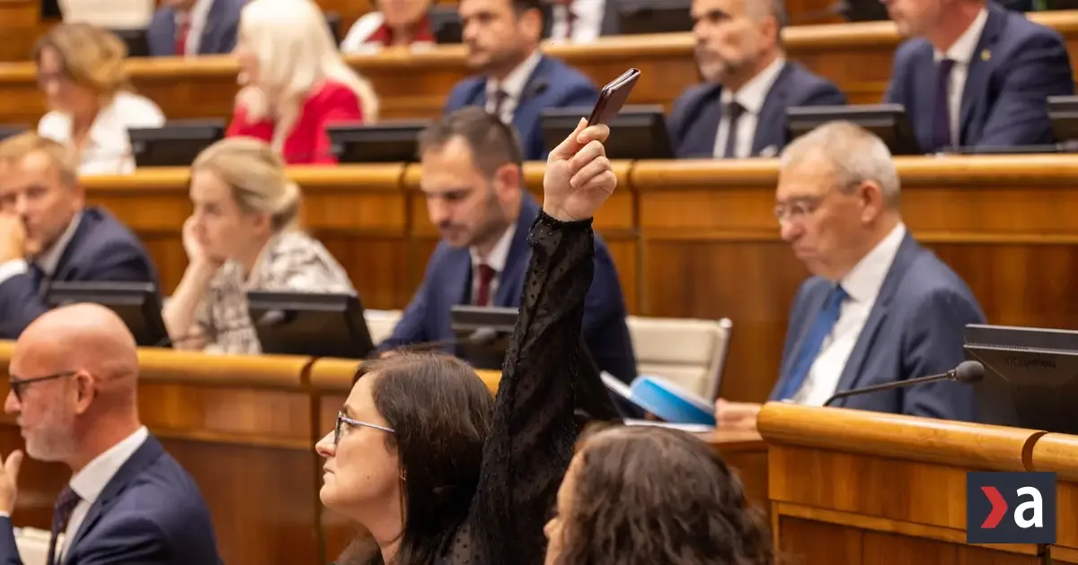 Poslanci začali štvrtý rokovací deň, na programe sú zmeny zákona o prevencii kriminality