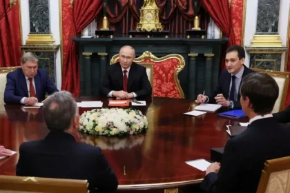 Putin verí v dobytie celého Donbasu. Trumpov tím mu však položil nepríjemnú otázku