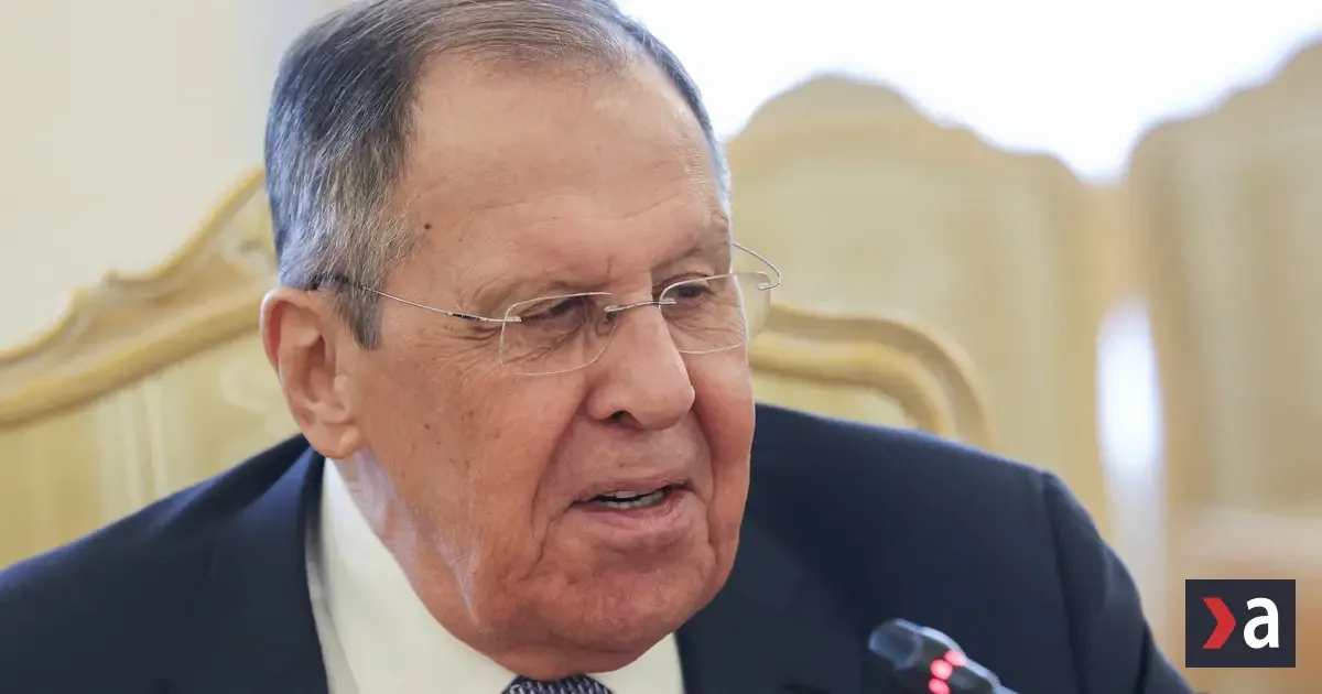Rusko vojnu na Ukrajine nepozastaví, vyhlásil šéf ruskej diplomacie Sergej Lavrov