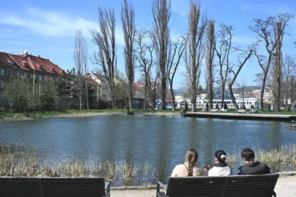 Slovensko čaká slnečná streda, popoludní na severe a západe pribudne oblačnosť