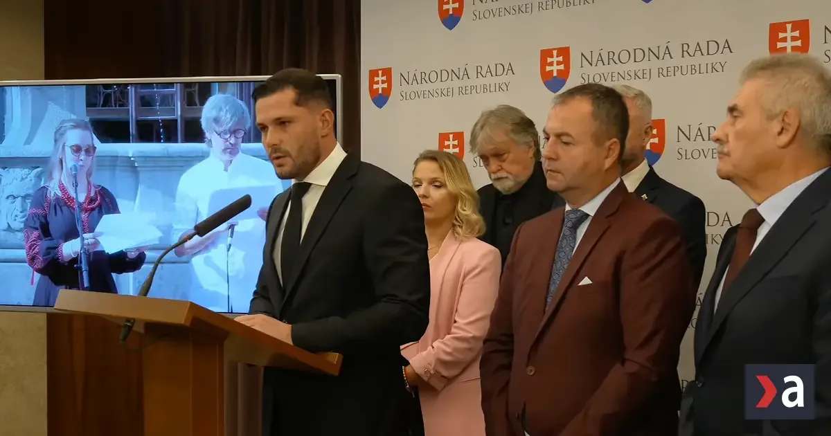Smer obvinil Mier Ukrajine z šírenia nacizmu, iniciatíva označila Banderu za kontroverznú