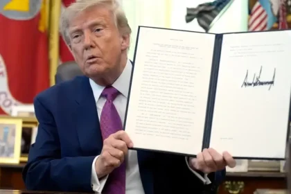 Trump po zákaze vstupu do Bieleho domu čelí žalobe pre výrok o „rakovine“
