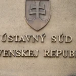 Ústavný súd odmietol rozšíriť ochranu na páry rovnakého pohlavia