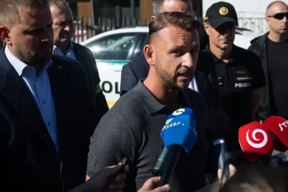 Útočník zo základnej školy v Staškove je v psychologickom detenčnom ústave
