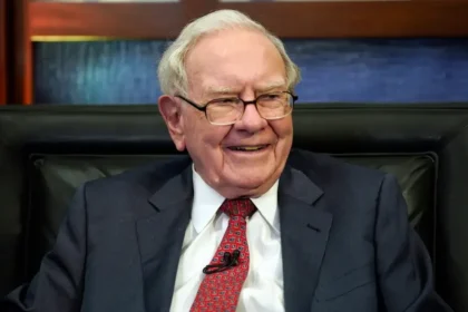 Warren Buffett končí na čele Berkshire Hathaway: „Otec Čas vždy vyhráva,“ napísal v liste
