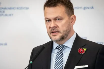 Agentúra z Migaľovho rezortu podpísala IT zmluvu za 90 miliónov bez súťaže