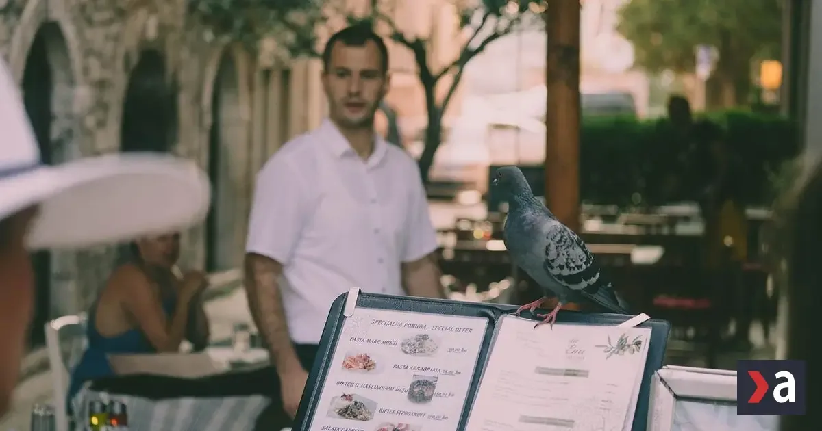 Chorvátske podniky budú musieť od októbra zobrazovať dve ceny