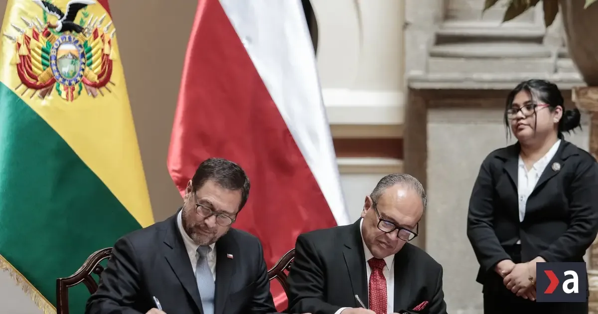 Čilský prezident prvýkrát po 71 rokoch navštívil Bolíviu