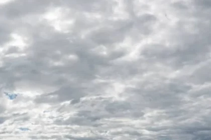 Do dolín mieri mráz, na severe bude snežiť