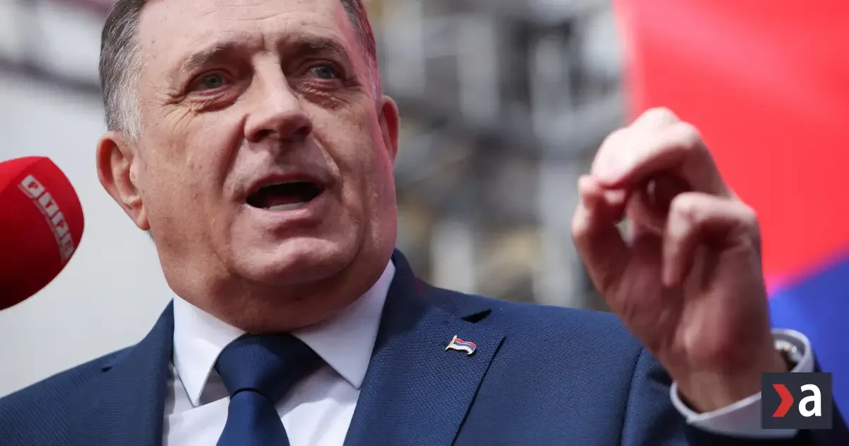 Dodik gratuloval študentskej kandidátke, Vučičov spojenec o úzkej spolupráci