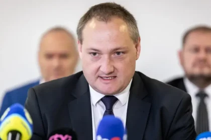 Eduard Burda zostáva na čele Právnickej fakulty UK, nemal protikandidáta