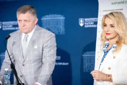Fico navrhol prezidentovi vymenovať Šimkovičovú za podpredsedníčku vlády